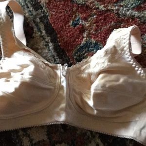 Almost u Mastectomy Bra